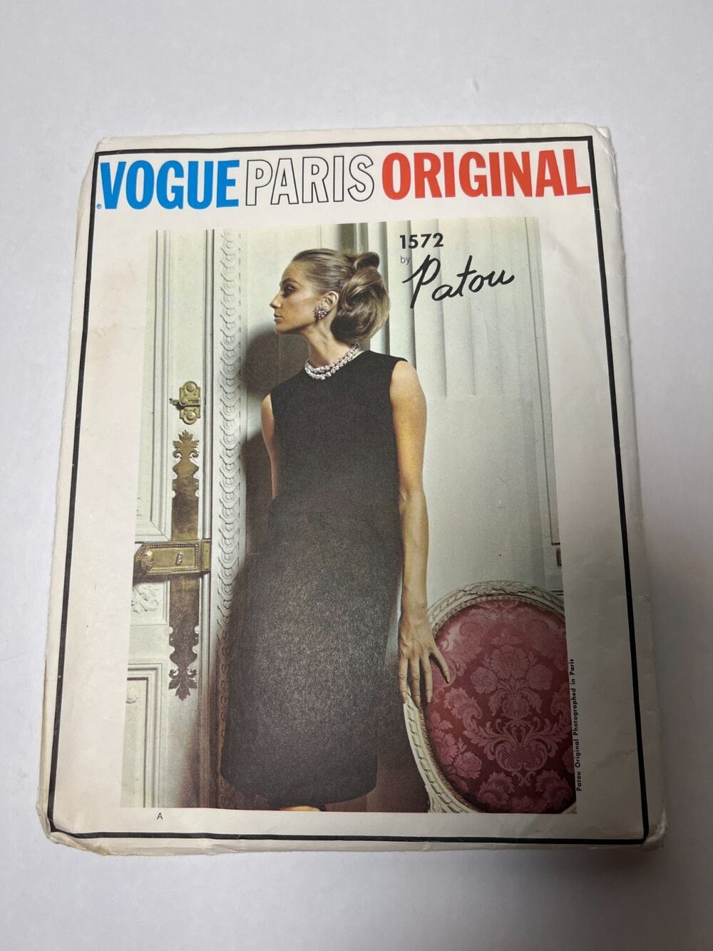 VTG Vogue Paris Original 1572 Patou Dress UNCUT + Label Size 12 Bust 32